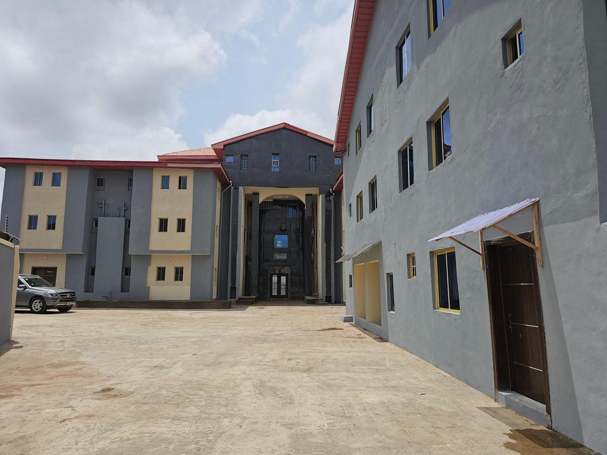 Bmh Hotel & Suites Ibadan Luaran gambar