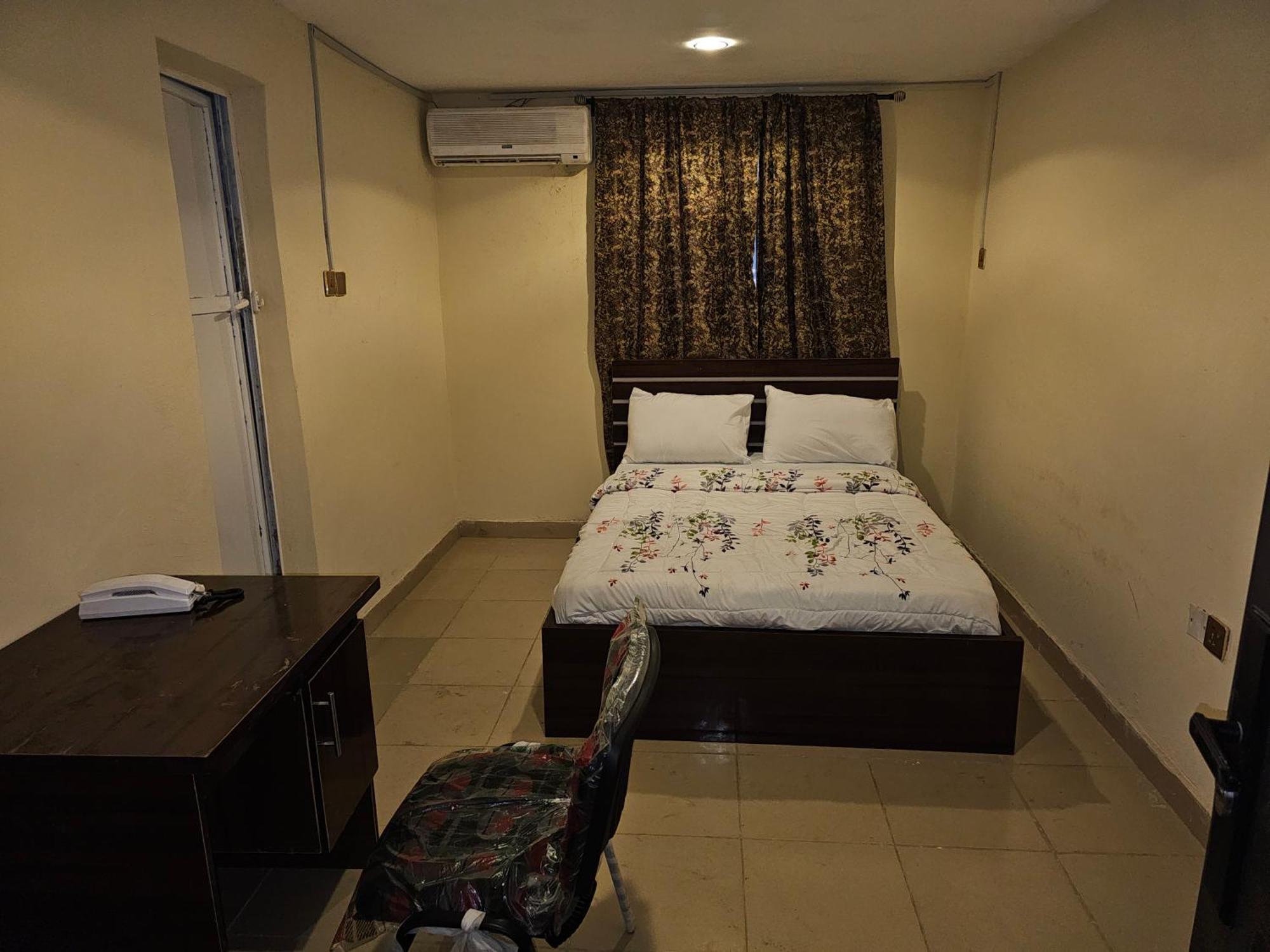 Bmh Hotel & Suites Ibadan Luaran gambar